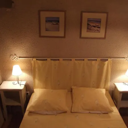 Maison D'hotes La Grande Bastide ゲストハウス *