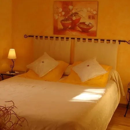 Maison D'hotes La Grande Bastide ゲストハウス *