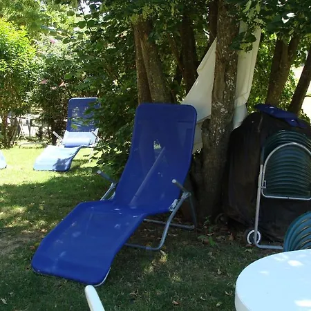 Maison D'hotes La Grande Bastide ゲストハウス Lurs
