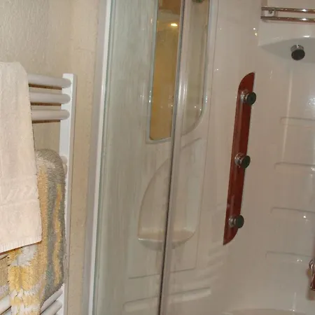 Maison D'hotes La Grande Bastide ゲストハウス *